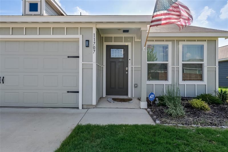 11707 Spraberry Way, Rhome TX 76078 - Photo 2