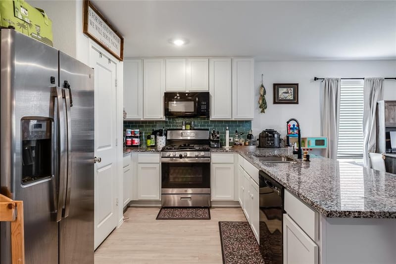 11707 Spraberry Way, Rhome TX 76078 - Photo 7