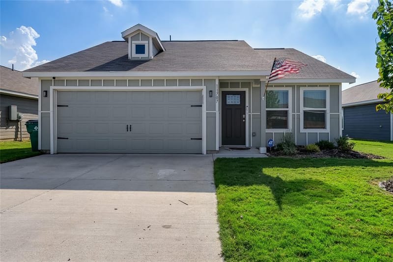 11707 Spraberry Way, Rhome TX 76078