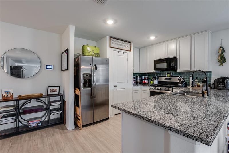11707 Spraberry Way, Rhome TX 76078 - Photo 8