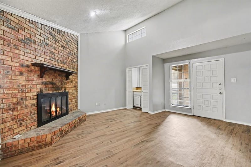 6206 Post Oak Terrace, Fort Worth TX 76112 - Photo 5