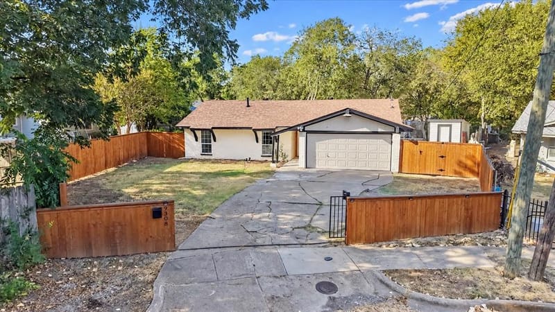 9308 Sandyhook Circle, Dallas TX 75227 - Photo 4