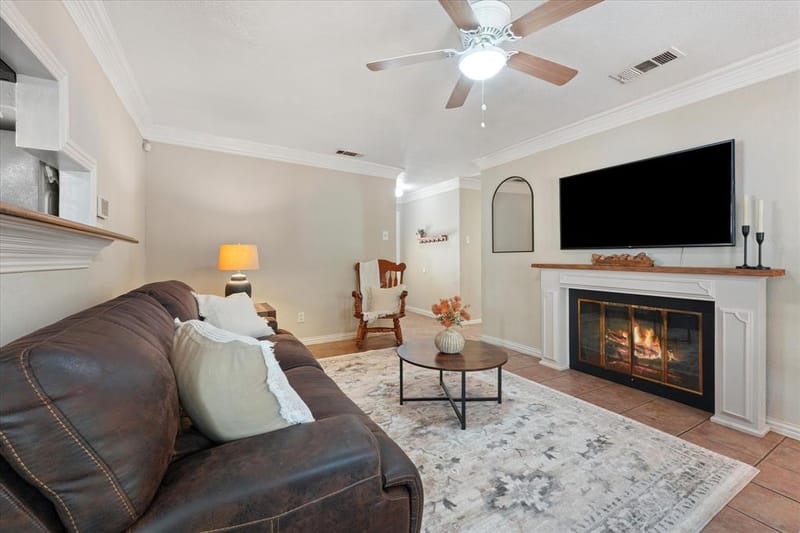 9308 Sandyhook Circle, Dallas TX 75227 - Photo 8