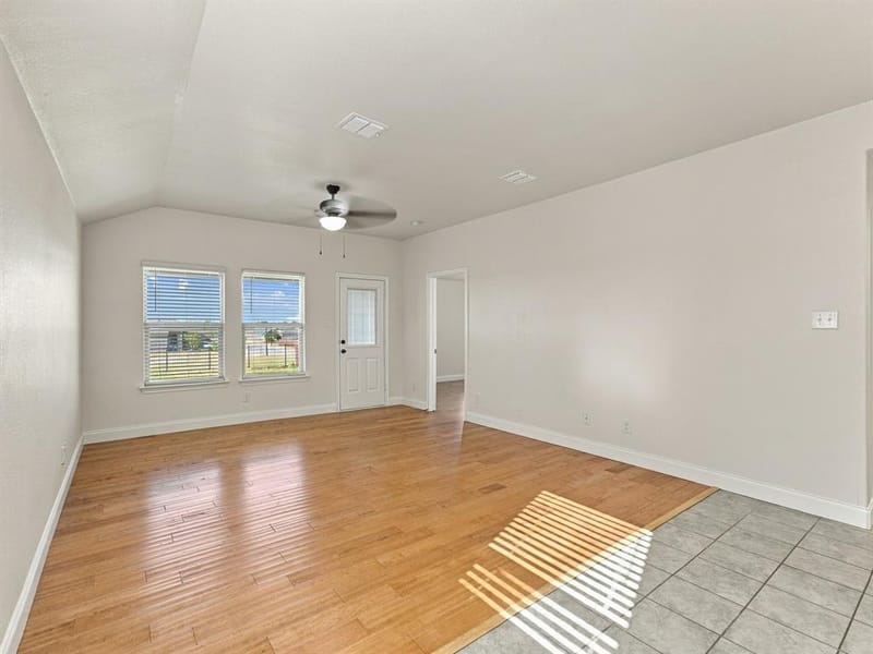 121 Greengate Drive, Boyd TX 76023 - Photo 12
