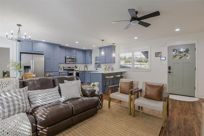 313 Highland Avenue, Waxahachie TX 75165