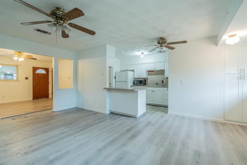 1105 Belle Street, Bedford TX 76022 - Photo 7