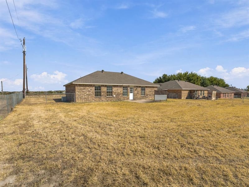 1711 Chenoweth Street, Decatur TX 76234 - Photo 36