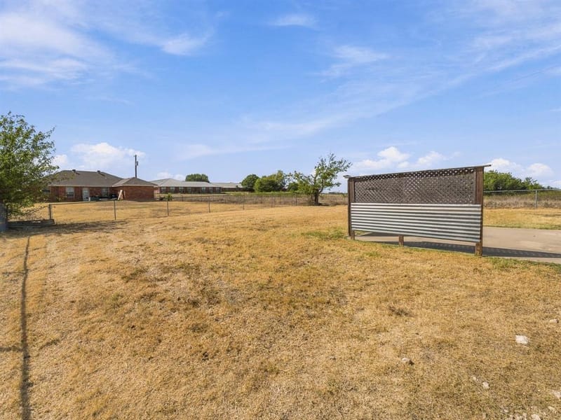 1711 Chenoweth Street, Decatur TX 76234 - Photo 32