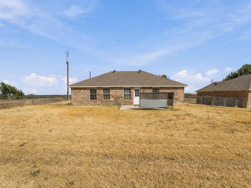 1711 Chenoweth Street, Decatur TX 76234 - Photo 35