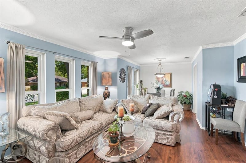 1030 Shadywood Lane, DeSoto TX 75115 - Photo 6