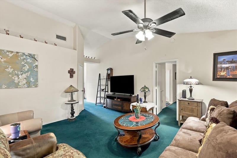 617 Cross Ridge Circle N, Fort Worth TX 76120 - Photo 6