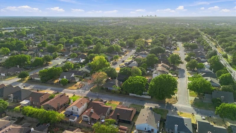 617 Cross Ridge Circle N, Fort Worth TX 76120 - Photo 24