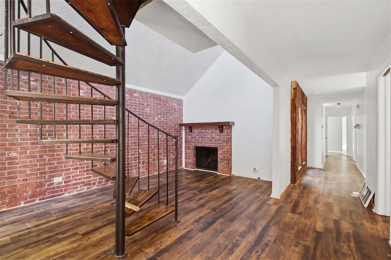 2202 Green Gate Drive, Arlington TX 76012 - Photo 6