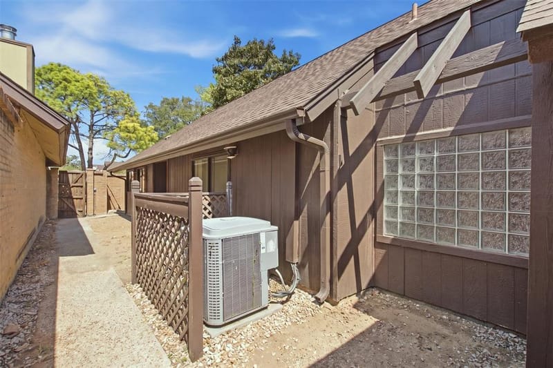 2202 Green Gate Drive, Arlington TX 76012 - Photo 24
