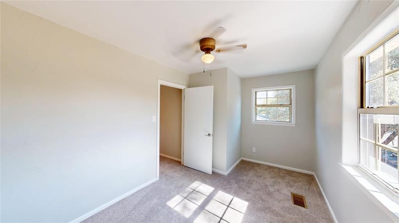 1105 S Ridgeway Drive, Cleburne TX 76033 - Photo 23