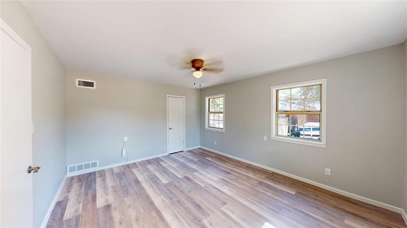 1105 S Ridgeway Drive, Cleburne TX 76033 - Photo 17