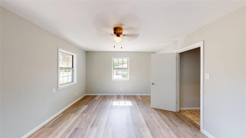 1105 S Ridgeway Drive, Cleburne TX 76033 - Photo 16