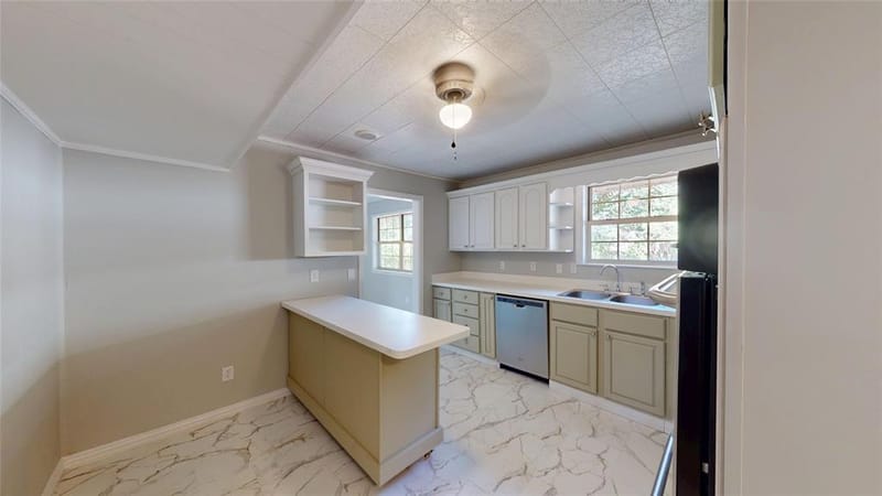 1105 S Ridgeway Drive, Cleburne TX 76033 - Photo 7