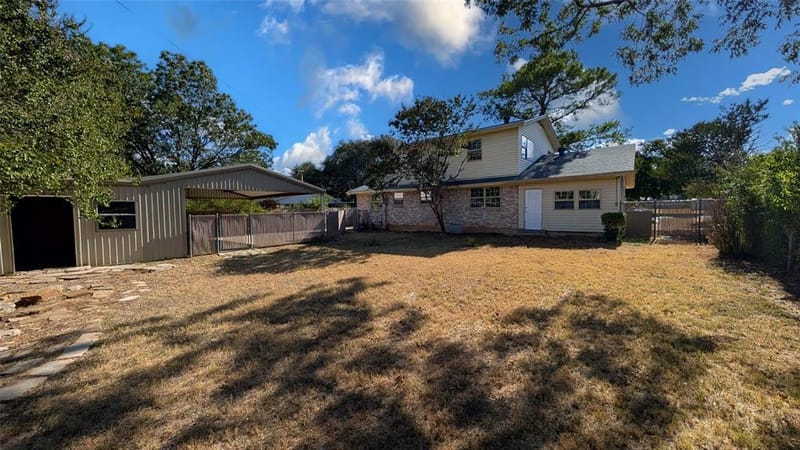 1105 S Ridgeway Drive, Cleburne TX 76033 - Photo 28