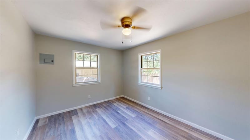 1105 S Ridgeway Drive, Cleburne TX 76033 - Photo 9