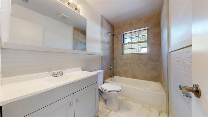 1105 S Ridgeway Drive, Cleburne TX 76033 - Photo 24