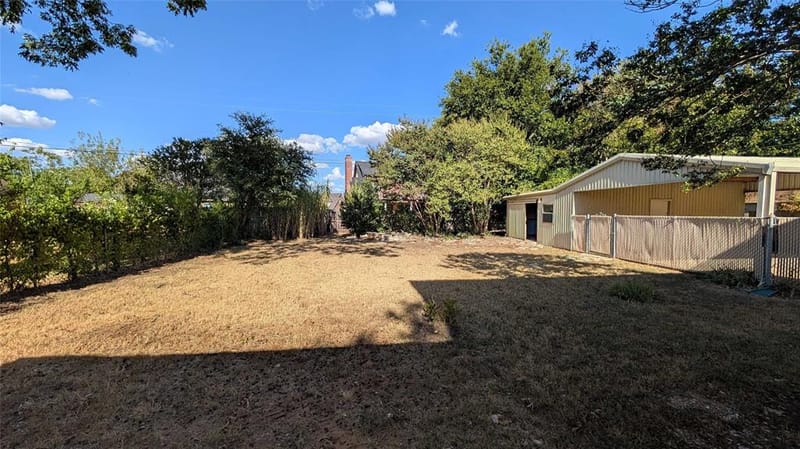 1105 S Ridgeway Drive, Cleburne TX 76033 - Photo 30