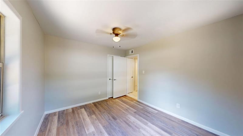 1105 S Ridgeway Drive, Cleburne TX 76033 - Photo 11
