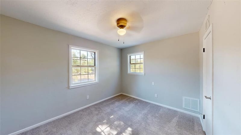 1105 S Ridgeway Drive, Cleburne TX 76033 - Photo 21