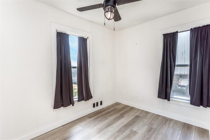 1206 N Morris Street, Gainesville TX 76240 - Photo 23