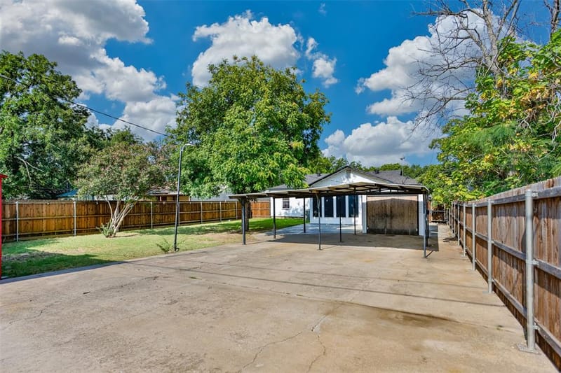 1206 N Morris Street, Gainesville TX 76240 - Photo 33