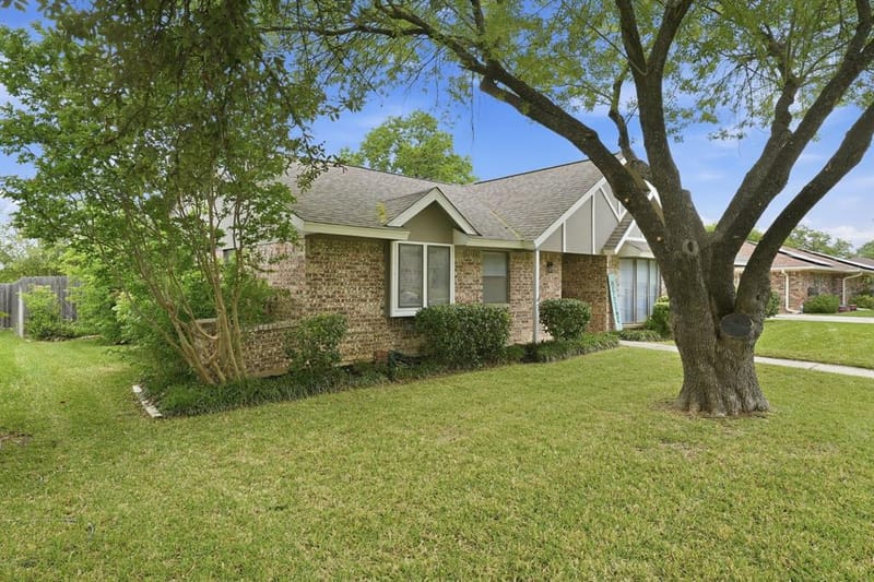 6521 Riviera Drive, North Richland Hills TX 76180 - Photo 7