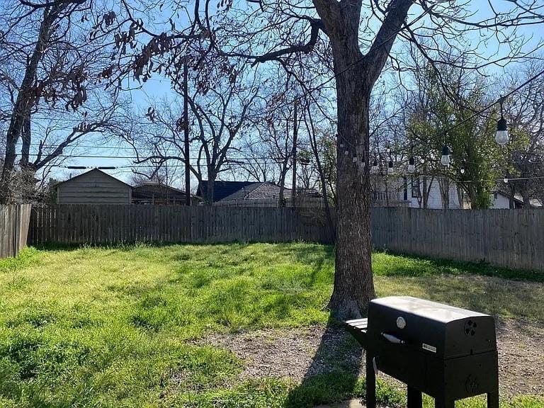 3223 Stanley Avenue, Fort Worth TX 76110 - Photo 15