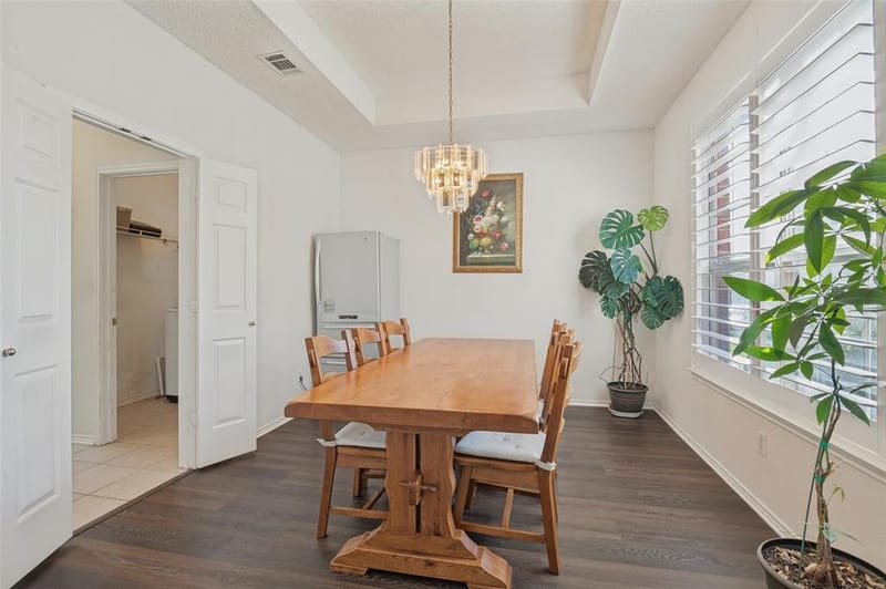 1381 Wentworth Drive, Lewisville TX 75067 - Photo 6