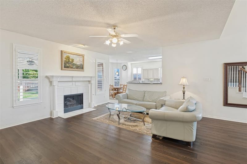 1381 Wentworth Drive, Lewisville TX 75067 - Photo 4