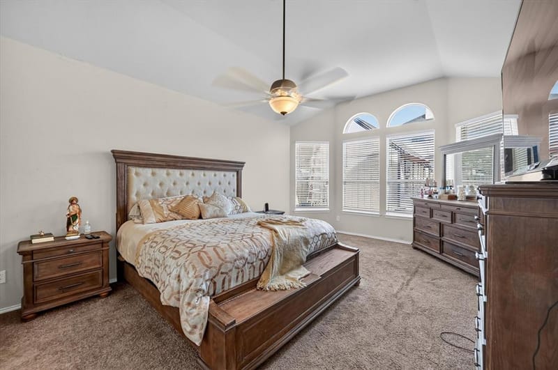 412 Roundrock Lane, Fort Worth TX 76140 - Photo 14