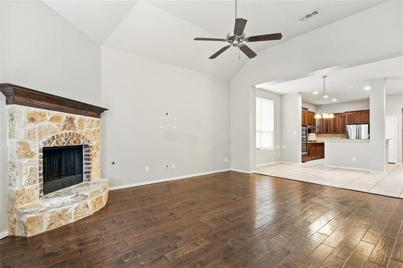 1136 Crest Meadow Drive, Fort Worth TX 76052 - Photo 11