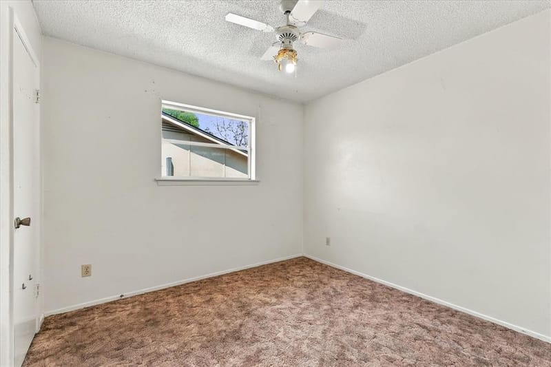 200 Quail Creek Drive, Crowley TX 76036 - Photo 6