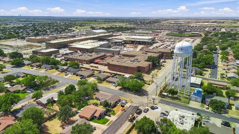 200 Quail Creek Drive, Crowley TX 76036 - Photo 22