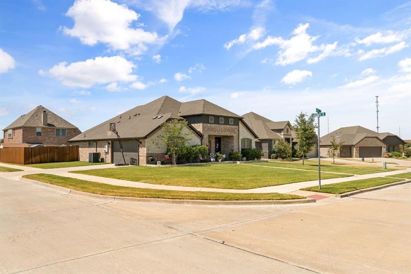2103 Rose Court, Waxahachie TX 75165 - Photo 7