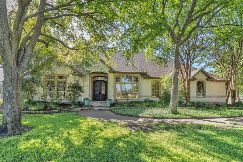 173 Cattlebaron Parc Drive, Fort Worth TX 76108 - Photo 2