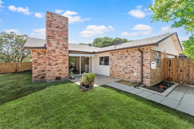 1905 Castille Drive, Carrollton TX 75007 - Photo 36