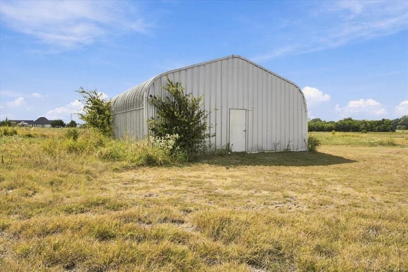 3520 County Road 1061, Greenville TX 75401 - Photo 27