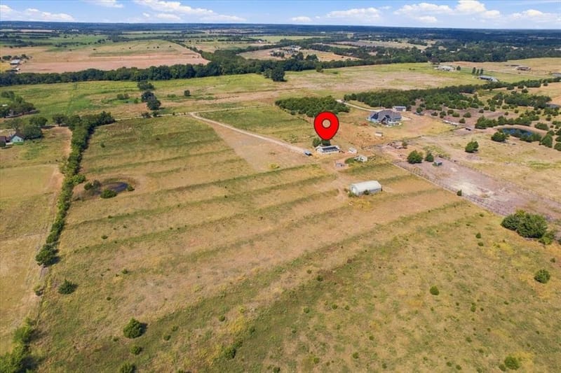 3520 County Road 1061, Greenville TX 75401 - Photo 33