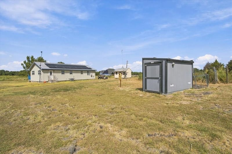 3520 County Road 1061, Greenville TX 75401 - Photo 25
