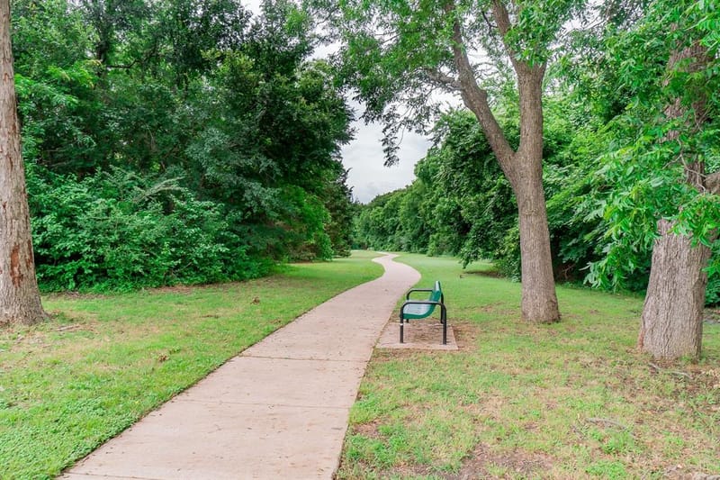441 Wildwood Drive, Murphy TX 75094 - Photo 33