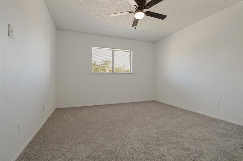 2612 Nina Circle, Grand Prairie TX 75052 - Photo 16