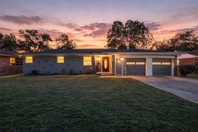 5012 Ira Street, Haltom City TX 76117 - Photo 2