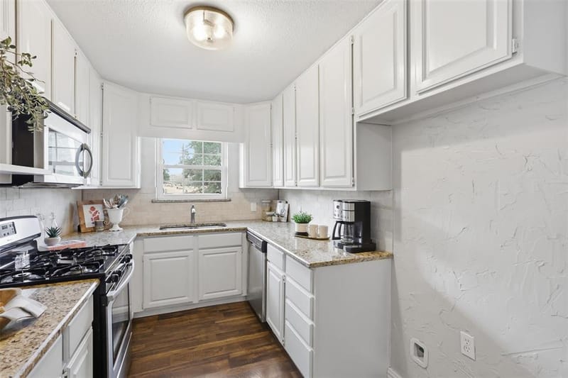 5012 Ira Street, Haltom City TX 76117 - Photo 16
