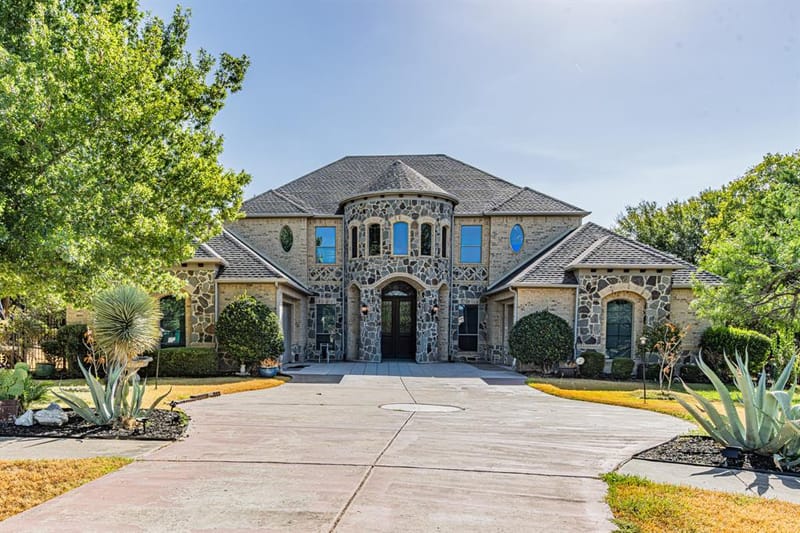 1552 Cypress Bend Drive, Cedar Hill TX 75104