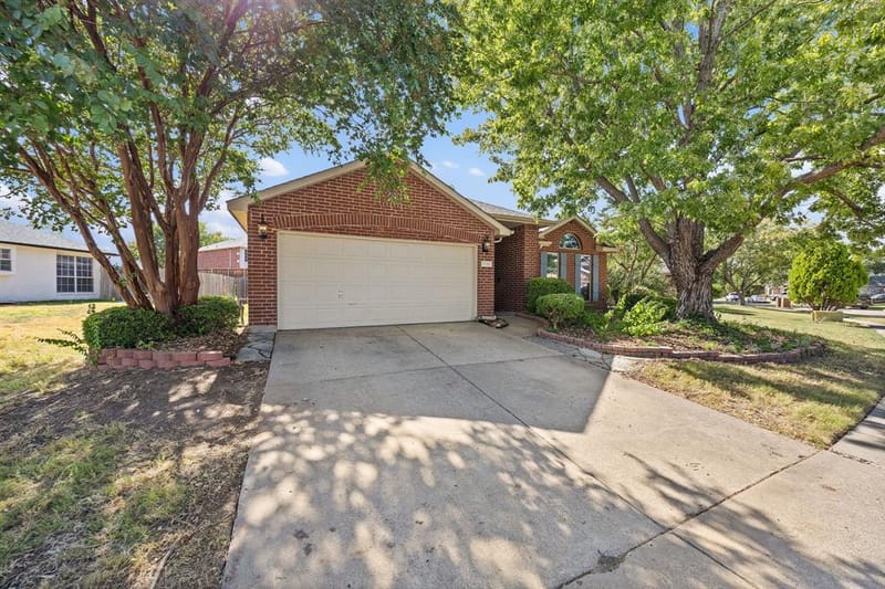 1120 Regal Drive, Garland TX 75040 - Photo 2